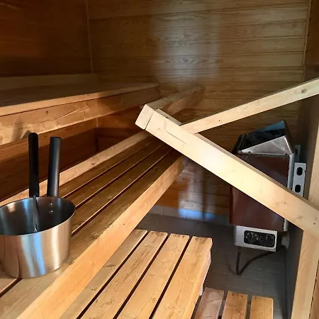 Appartamento Cozy Two-room With Sauna In The Center Of